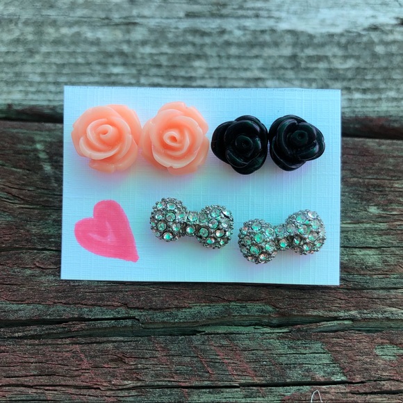 Forever 21 Set of 3 Earrings - Picture 1 of 4